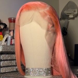 Lace front wig (pink)